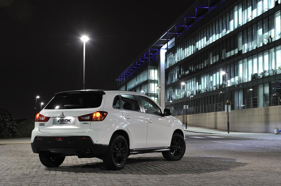  Mitsubishi ASX Black 2011 года  (UK) (фото 82 из 109)